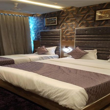 Hotel Lotus Villa Ahmedabad Ngoại thất bức ảnh