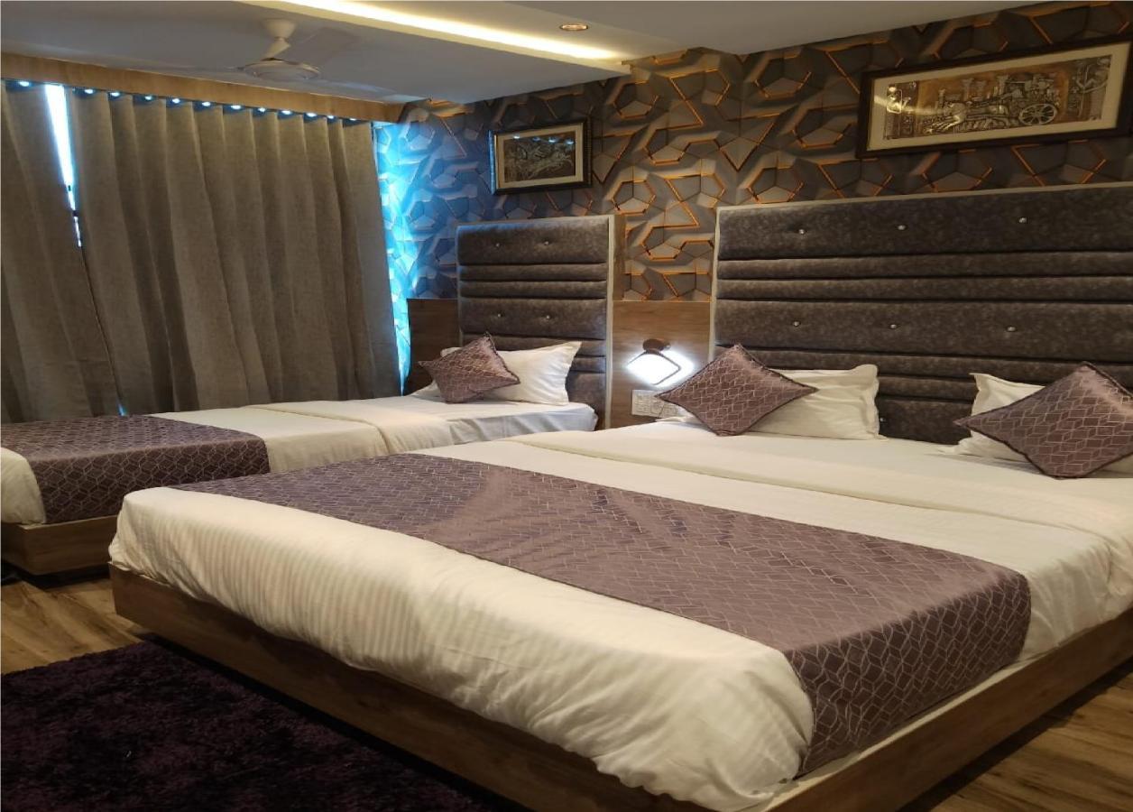 Hotel Lotus Villa Ahmedabad Ngoại thất bức ảnh